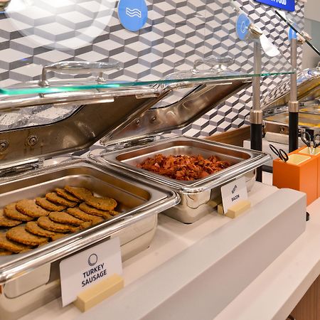 Holiday Inn Express & Suites Fond Du Lac By Ihg Eksteriør billede