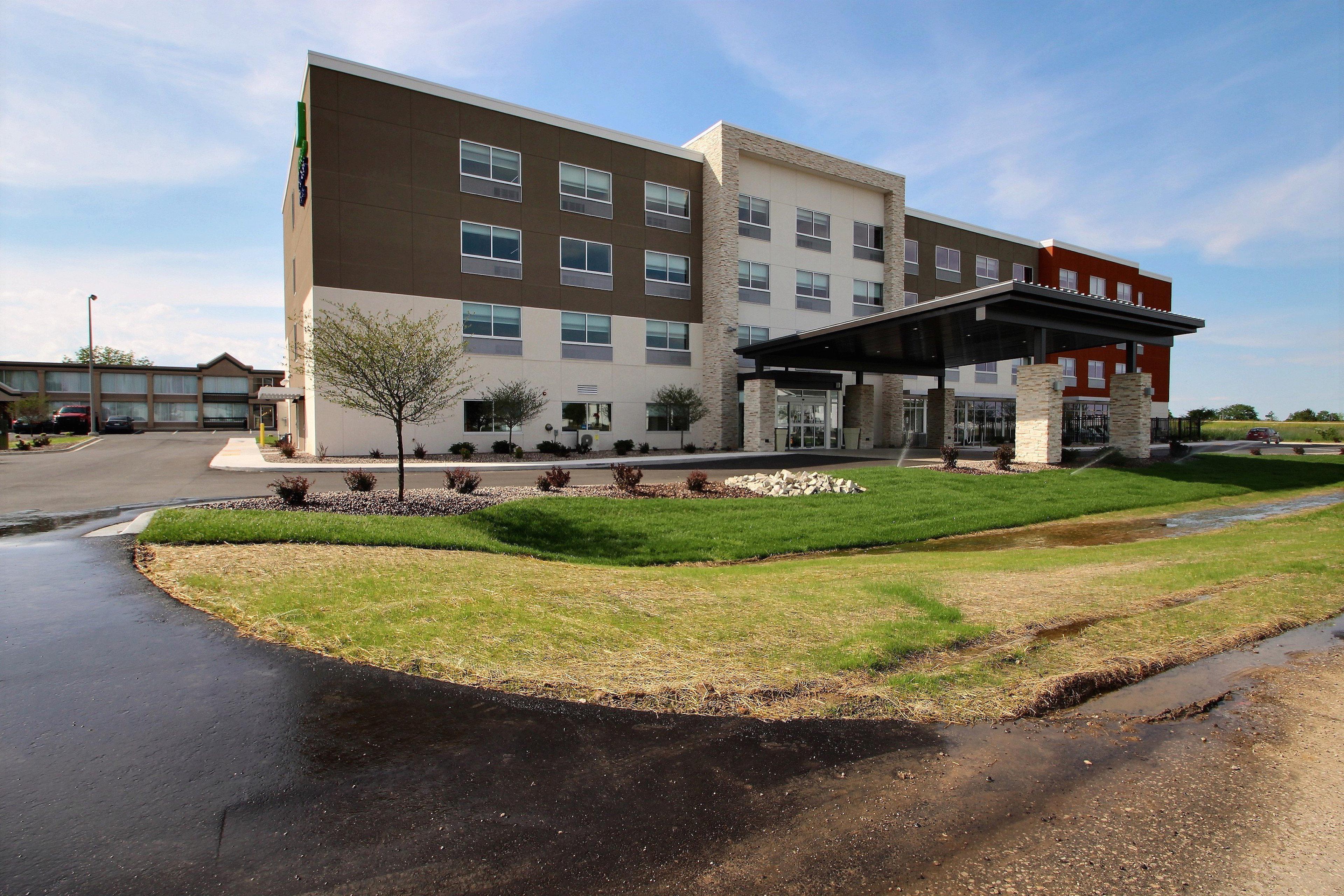 Holiday Inn Express & Suites Fond Du Lac By Ihg Eksteriør billede