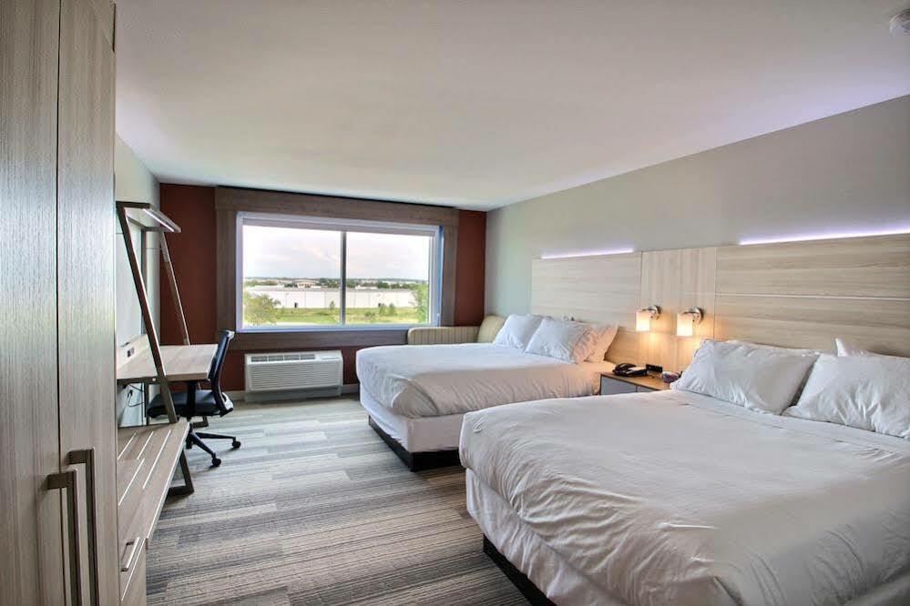 Holiday Inn Express & Suites Fond Du Lac By Ihg Eksteriør billede