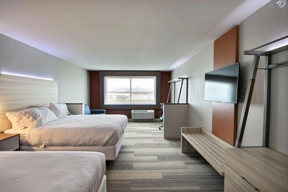 Holiday Inn Express & Suites Fond Du Lac By Ihg Eksteriør billede