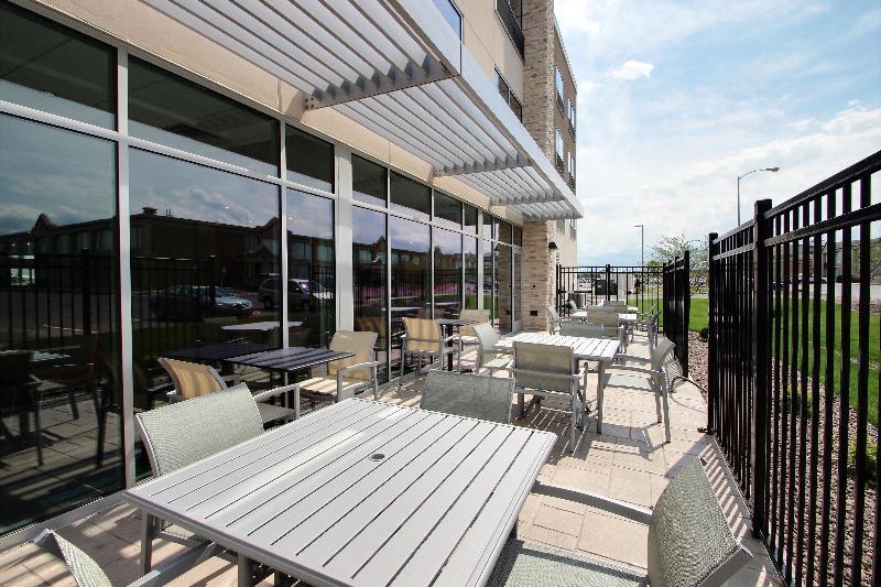 Holiday Inn Express & Suites Fond Du Lac By Ihg Eksteriør billede